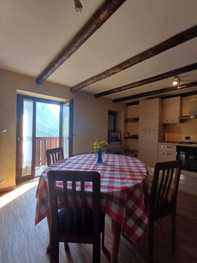 Casa Vacanze Ca' Moreschi Berzo Exterior foto